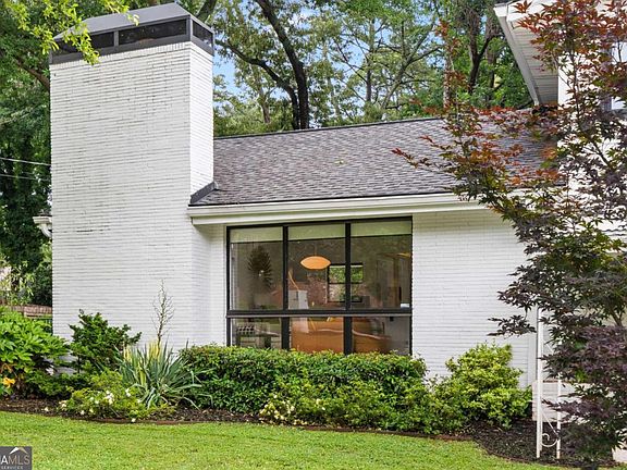 4th image of 3036 Charlbury Pl