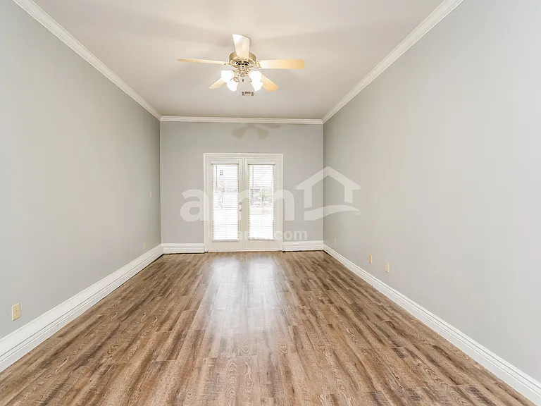 3310 W Atlanta St — Photo 8