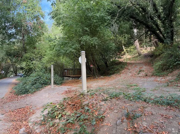 63 Morelli Lane, Camp Meeker, CA 95419
