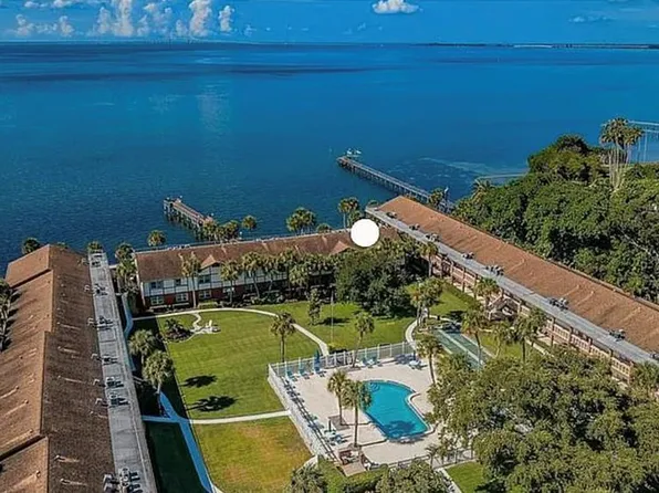 650 Pinellas Point Dr S APT 142, Saint Petersburg, FL 33705