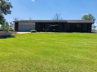 1358 Highway K, St Clair, MO 63077