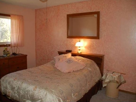 Bed 1