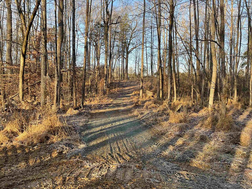 2nd image of 632 Hunters Creek Ln #15