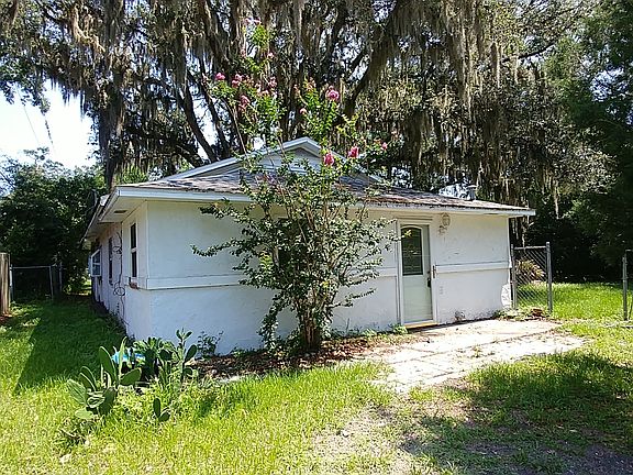 3rd image of 5420 Trout River Blvd