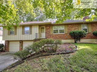 7613 E 100th St, Kansas City, MO 64134