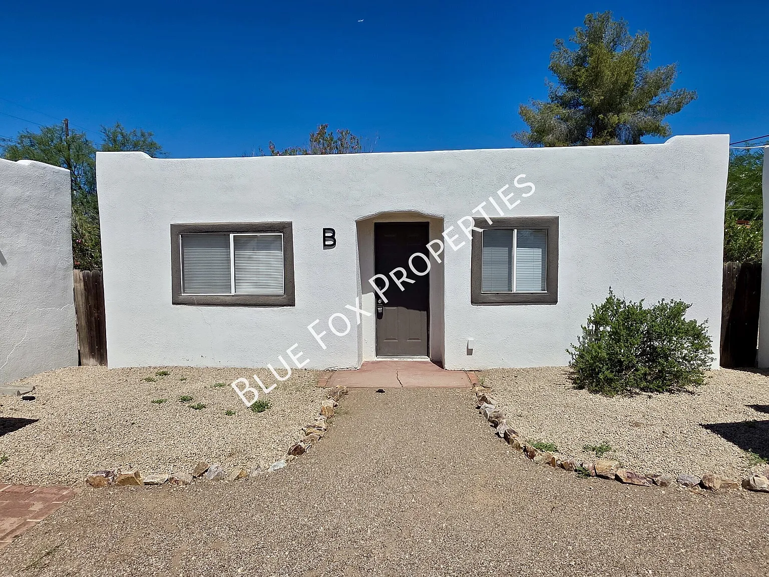 3401 E Bermuda St — Photo 1