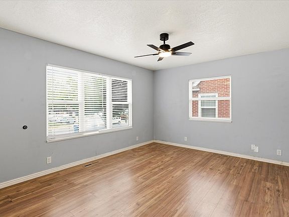 2nd image of 2928 Fowler Ave