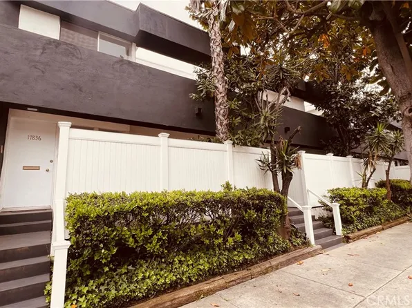 17836 Magnolia Blvd, Encino, CA 91316