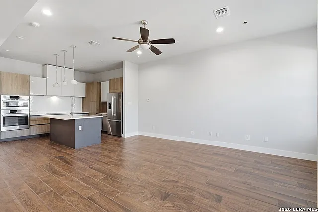 1817 N Saint Marys St #102 — Photo 12