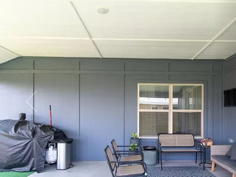 810 Freedom Cir — Photo 14