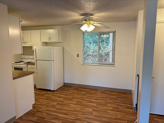 3rd image of 3516 SW Beaverton Hillsdale Hwy #3520