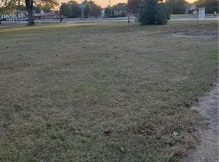 1801 18th St, Charleston, IL 61920