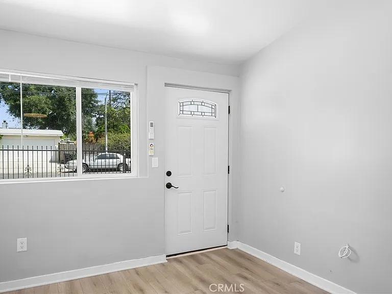 13840 Community St — Photo 3