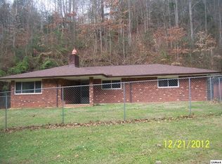 152 W Ogle Dr, Gatlinburg, TN 37738