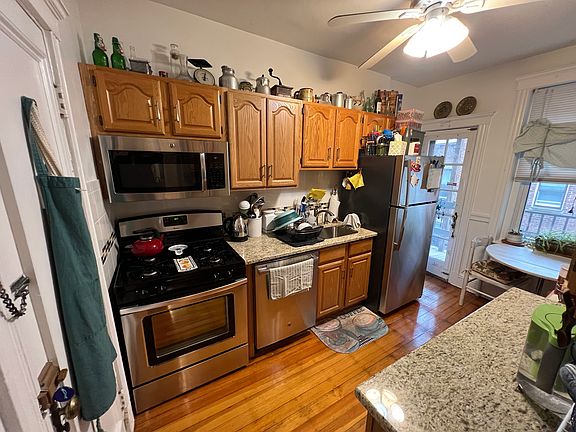 3rd image of 80 Sutherland Rd
