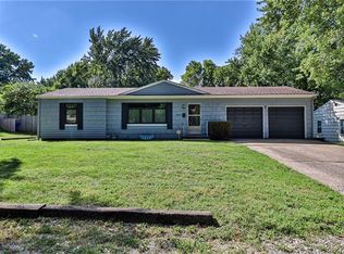 7204 Ralston Ave, Raytown, MO 64133