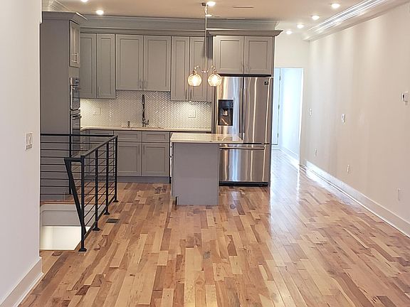 2nd image of 2X W Wildey St #1