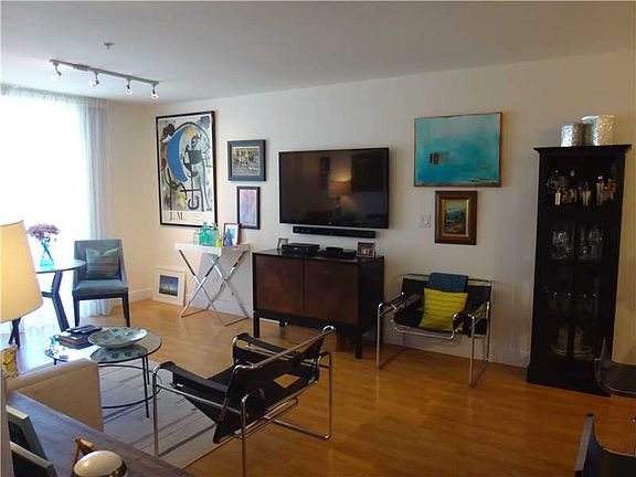 Den/Family/Great Room