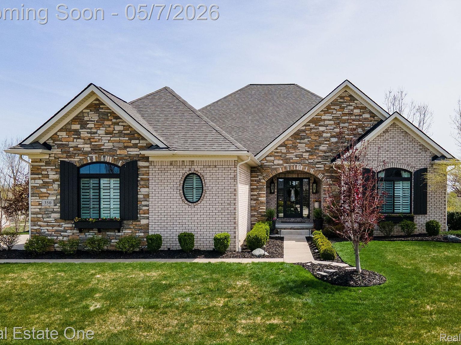 350 Golfside Dr