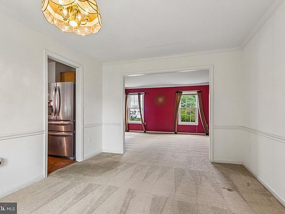 5th image of 3 Neville Ct