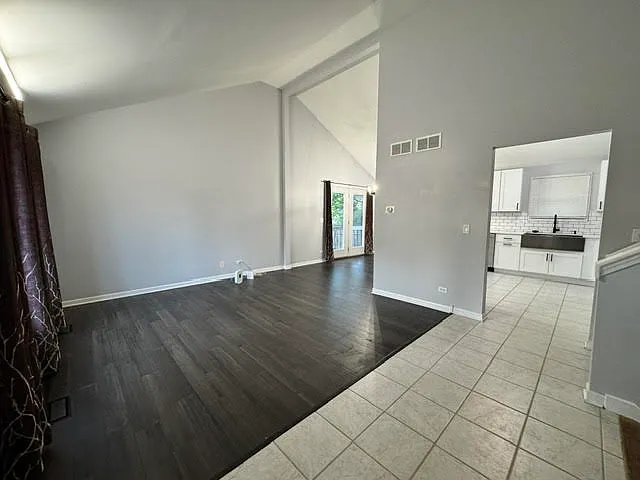 2S151 Avondale Ln — Photo 11