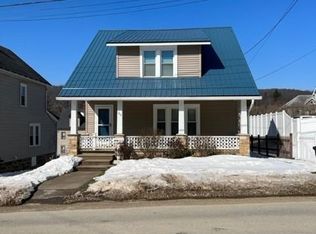 245 Fox St, Franklin, PA 16323
