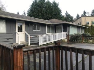 18705 Beardslee Blvd, Bothell, WA 98011