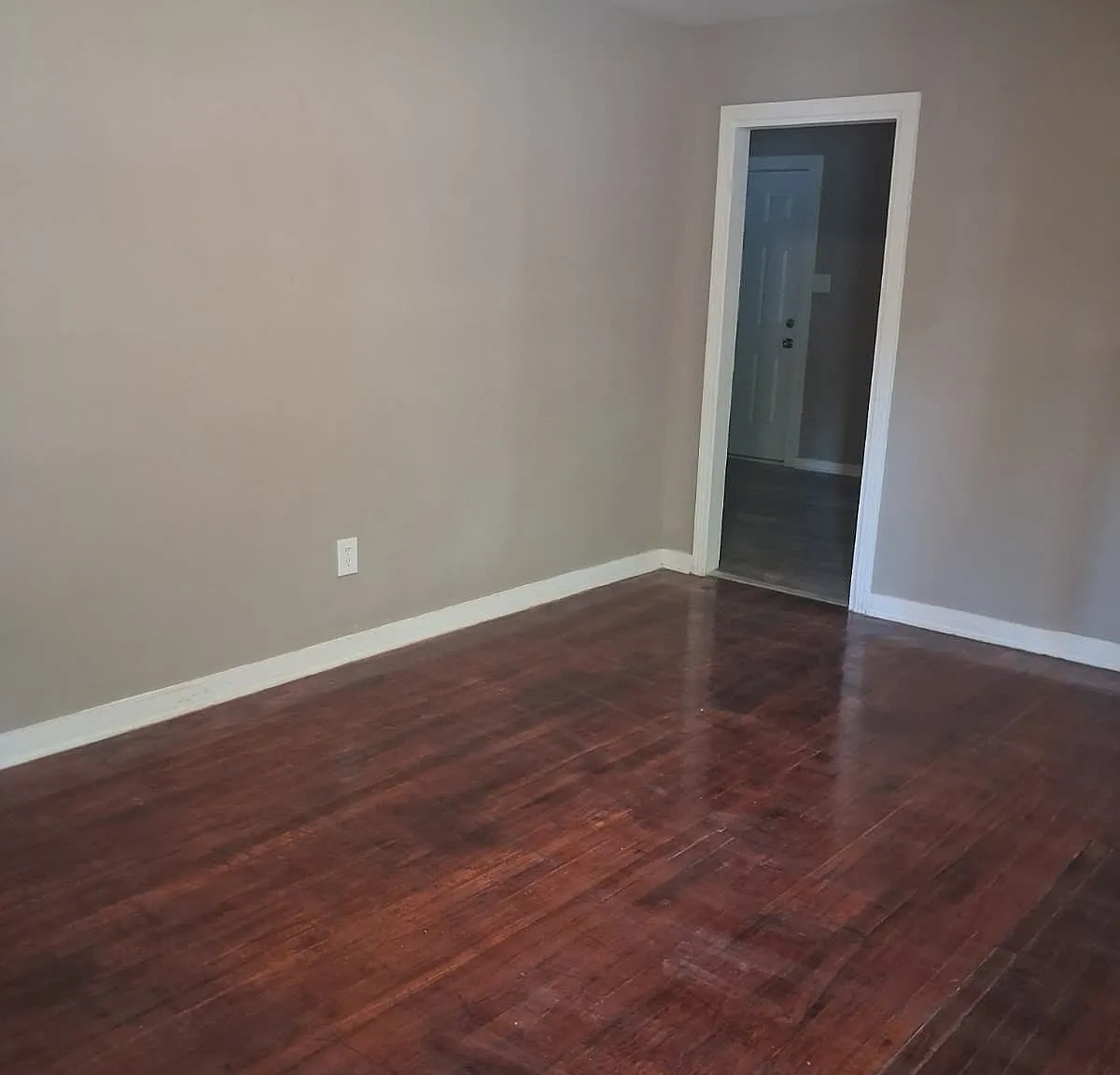 3016 Charleston Drive - 1 — Photo 2
