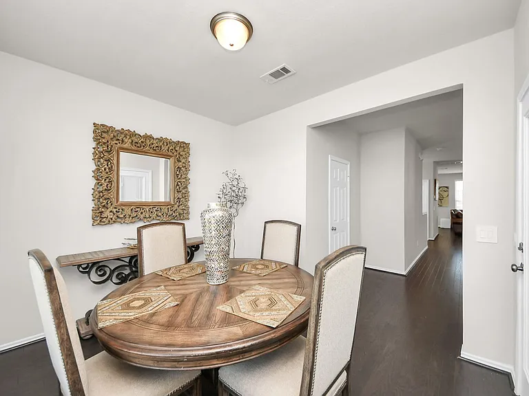 3402 Avondale View Dr — Photo 14