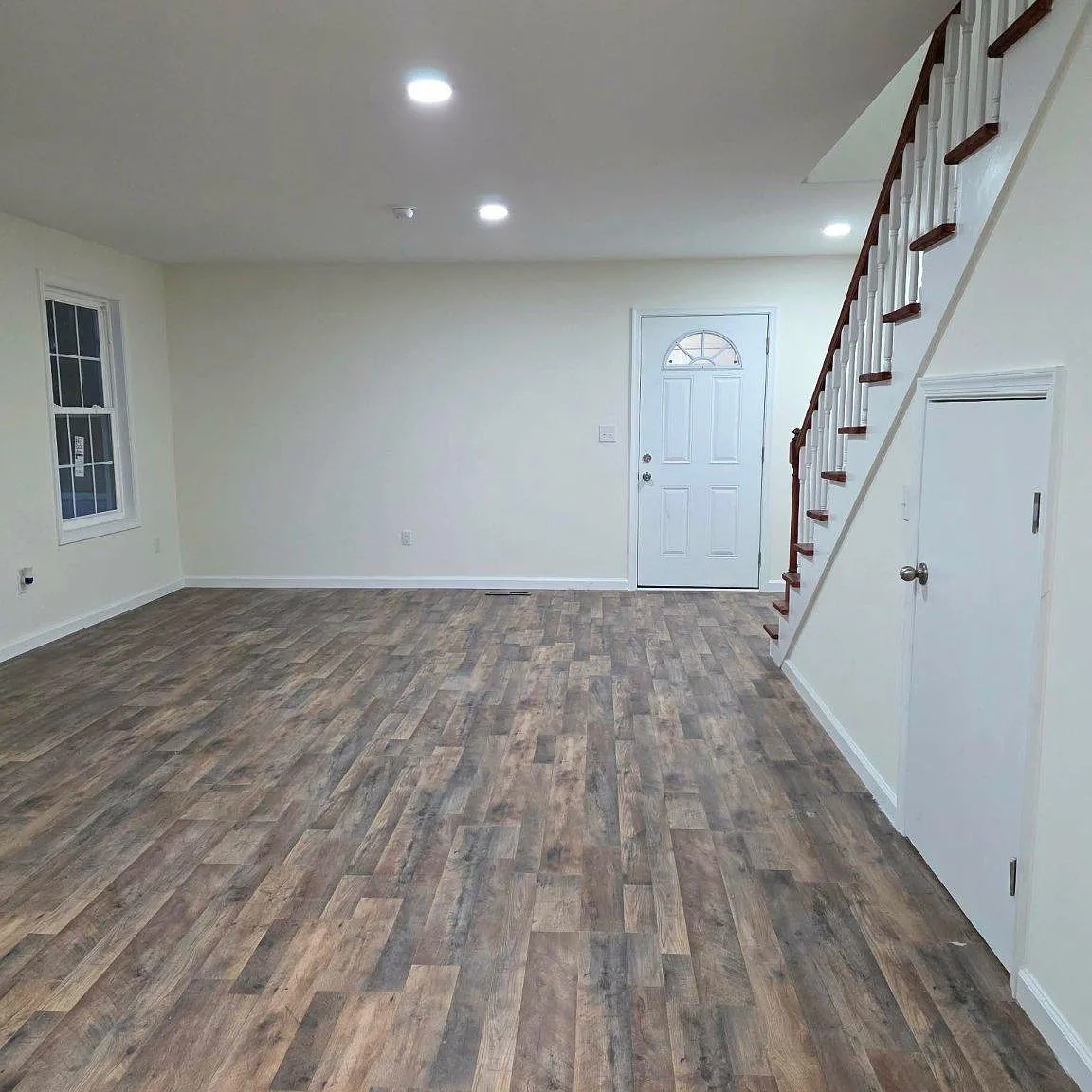 4 bed, 3.5 bath, 3168 sqft, $2,100 — Photo 3