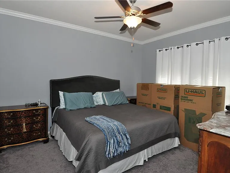 13911 Madrigal Ln — Photo 7