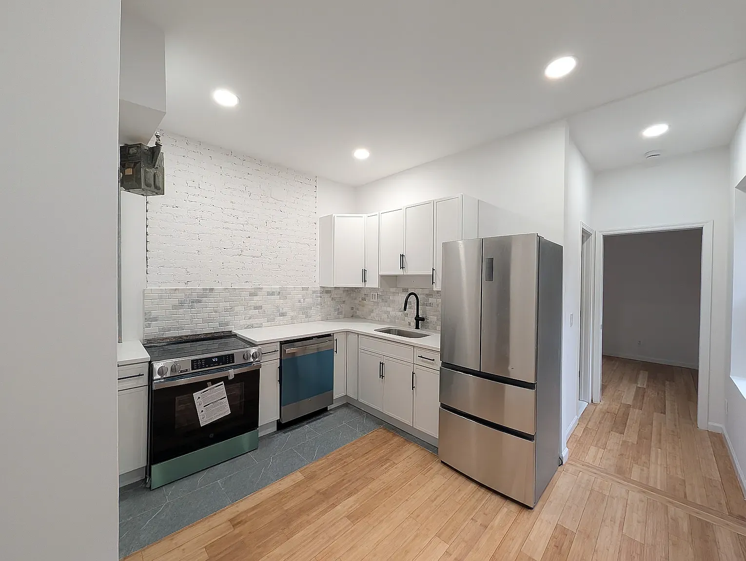 247 East Broadway — Photo 2
