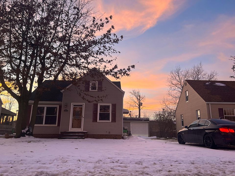 1st image of 1568 Temple Ave