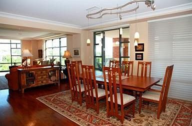 Spacious Dining Room