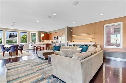 1500 W Huron St #C — Photo 27