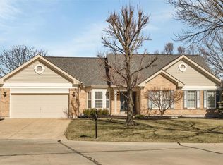 9 Nantucket Island Ct, Grover, MO