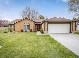 50 Timmerman Dr, Richland, WA 99352