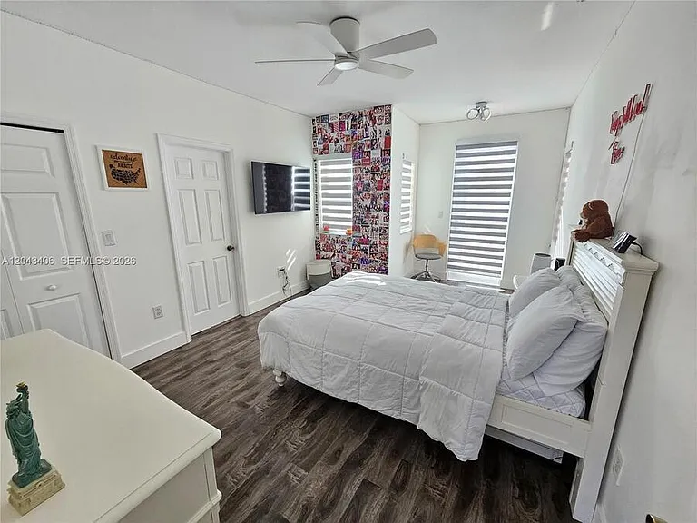 15561 SW 31st Ln — Photo 33