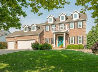 8127 Hardwicke Dr, Johnston, IA 50131
