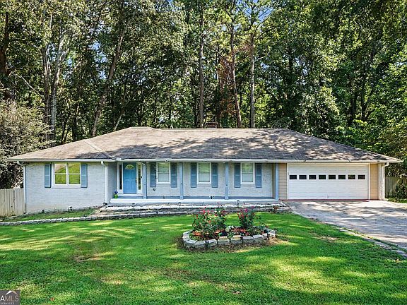 2nd image of 5808 Darry Cir