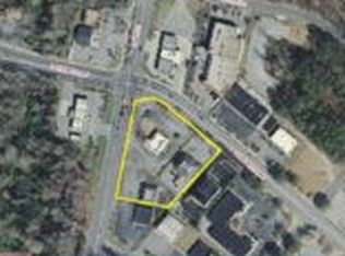100 E Arlington Blvd, Greenville, NC 27858