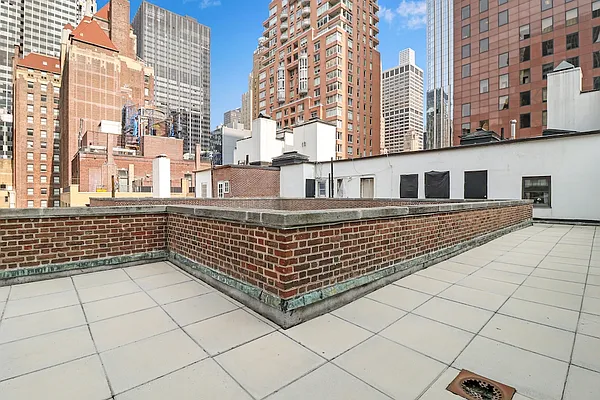 Rented by The Dermot Realty Management Company | media 2