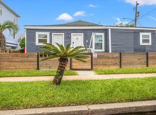 1321 35th St #6, Galveston, TX 77550