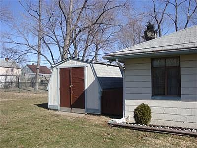 5th image of 18330 Fairville Ave