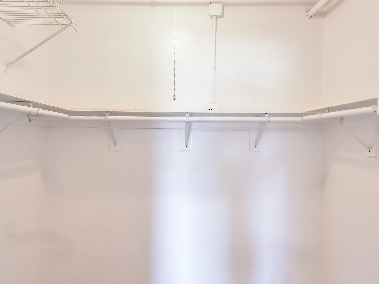 Studio, 450 sqft, $2,400 — Photo 3