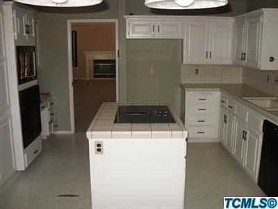 2nd image of 2121 E Kaweah Ct