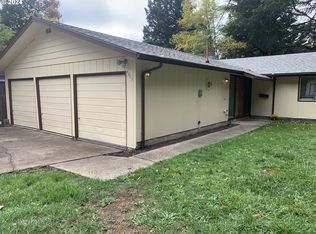 4088 Potter Pl, Eugene, OR 97405