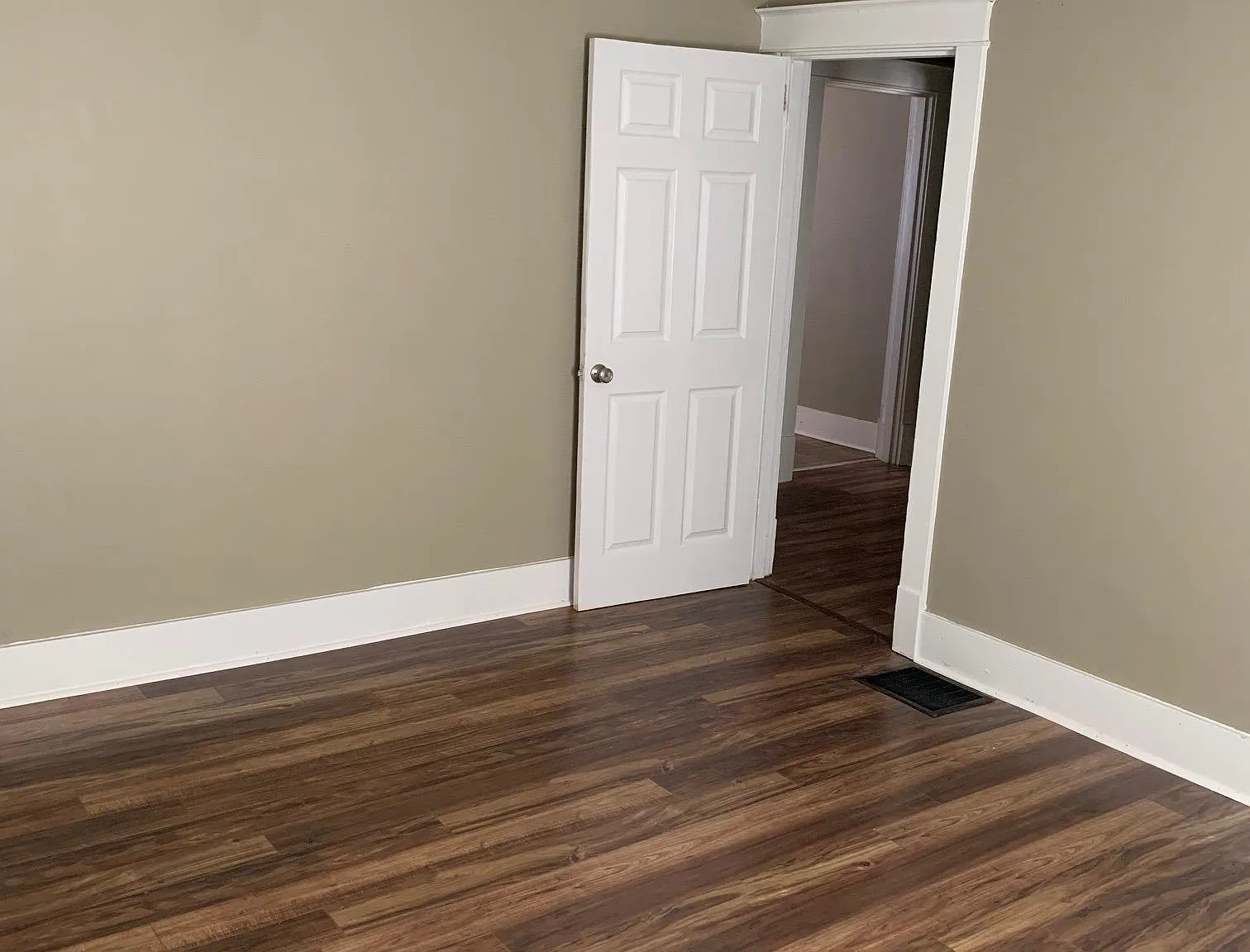 1326 Arcade Ave — Photo 2