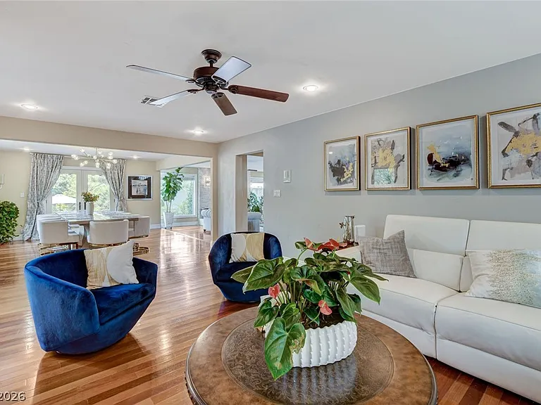 7001 Alamitos Cir — Photo 14