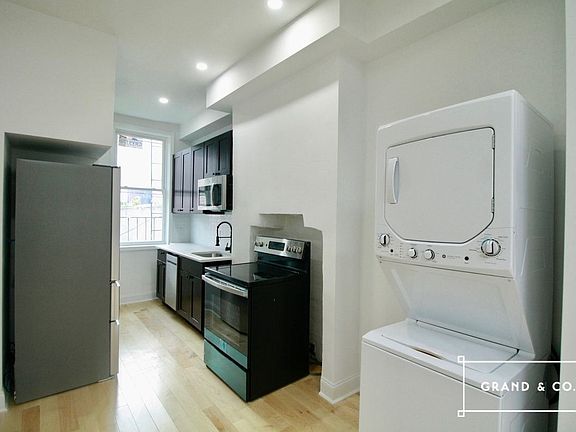 2nd image of 88 Wilson Ave #3B